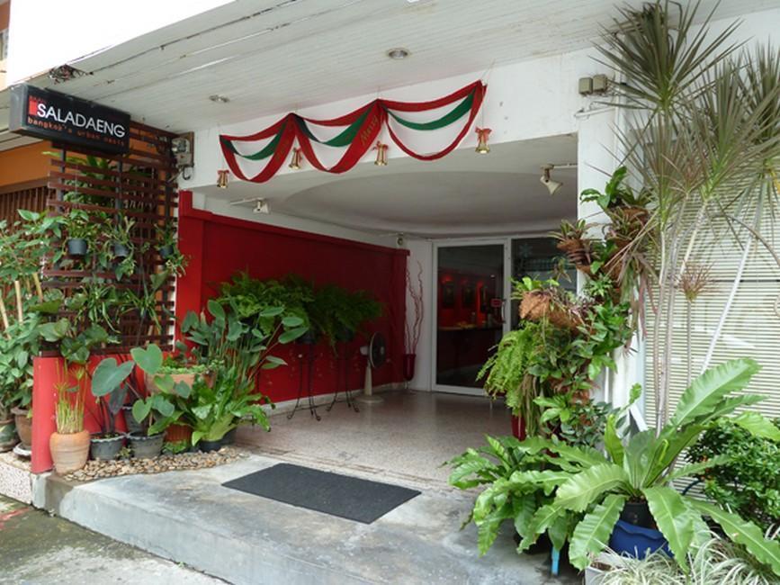 Baan Saladaeng Boutique Guesthouse Banguecoque Exterior foto